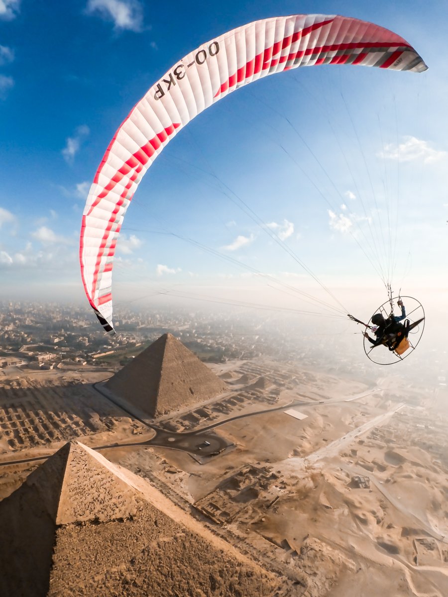 GoPro's tweet photo. Photo of the Day: No tourists up here 😏
🪂 $100 GoPro Award Recipient Dylan Bressart
📷 HERO12 Black
#GoPro #Paramotor #Egypt #Pyramids #GreatPyramids https://t.co/vHdkdiuyCP