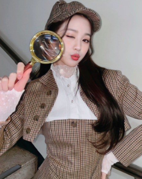 About Music tweet media