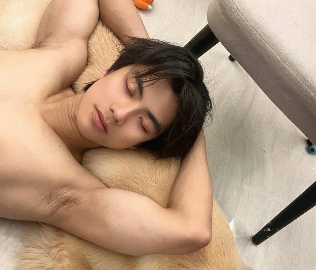 Naomi_K_CB's tweet image. #ohmpawat 🙇‍♀️