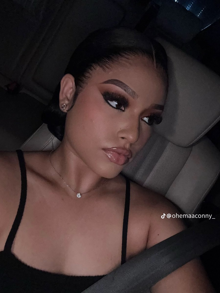 This be the hardest so far..

Who has the hardest face card? 

Nadia Buari.                         Ohemaa Conny