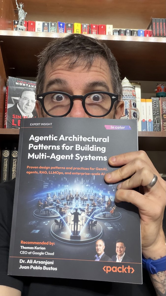 Santiago tweet media