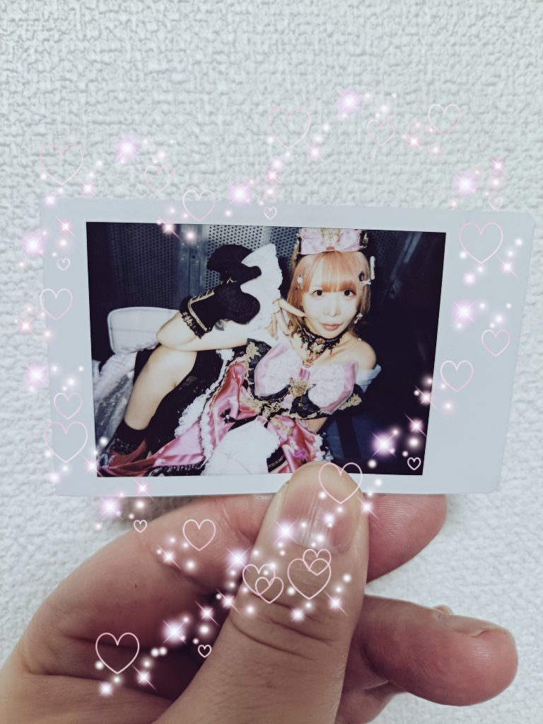 これ、わたくし「ソロで…」と「次は椅子2脚で…」しか言ってないのに