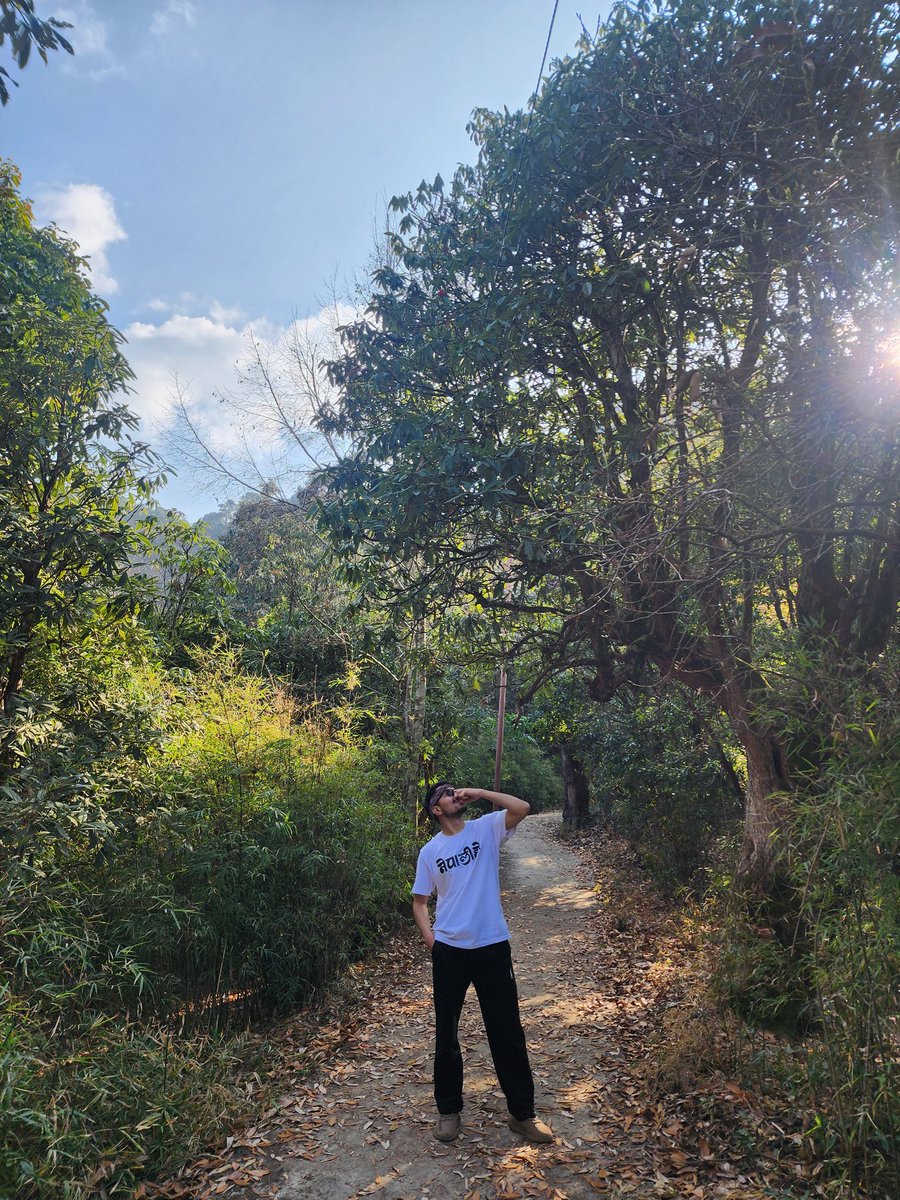 senbsal's tweet photo. #hikeday https://t.co/klNpcFuEnJ