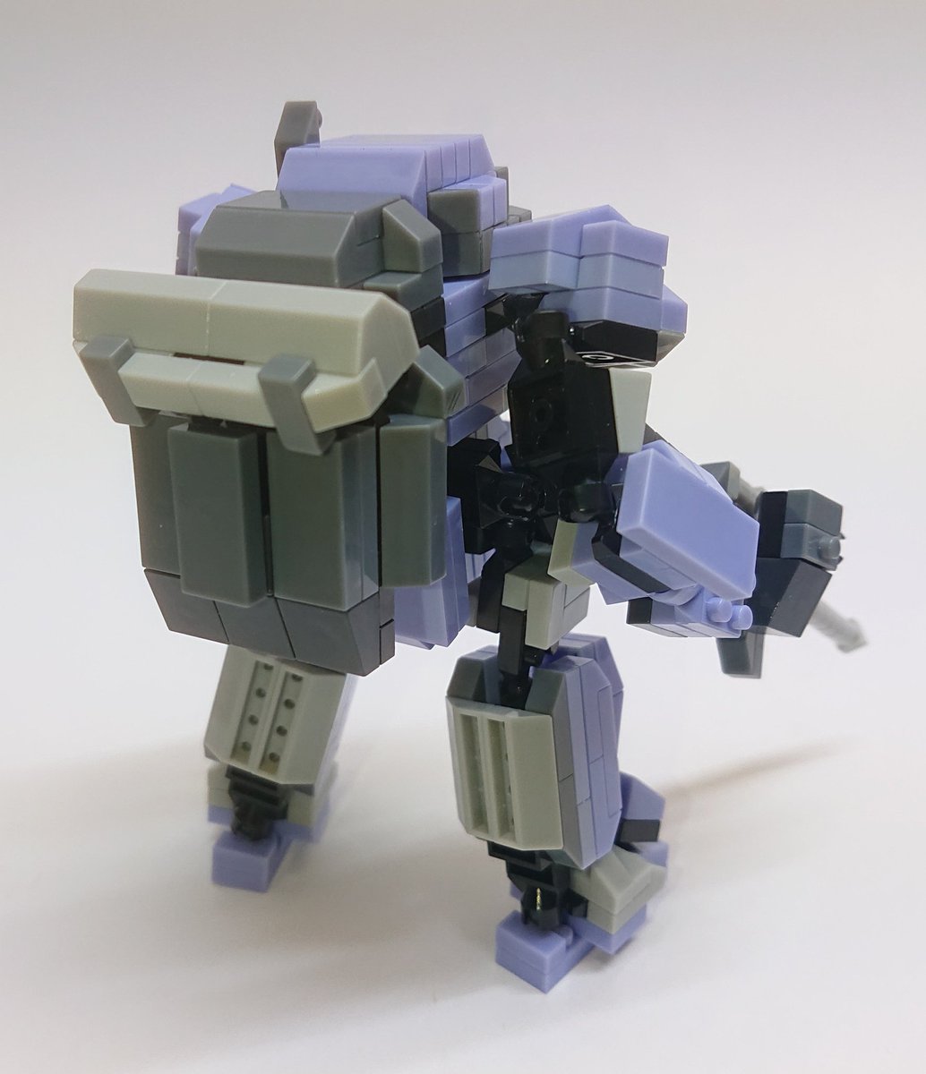 if5FL9LXq1zxu0Z's tweet photo. #プチブロック
先日作った紫スコープドッグ、やはり素手は寂しいんで装備追加&amp;バランス見直して完全版にしたろかと…結果色足りんなってモヤりながらも投下(投下だけにパラシュートザック)。 https://t.co/OfWaU3xY9Y