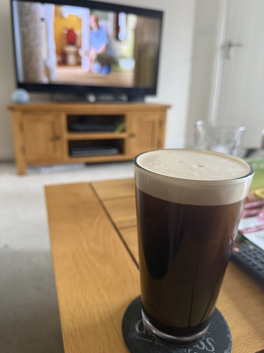 ☘️🇮🇪🏉 #COYBIG #ShoulderToShoulder #TeamOfUs