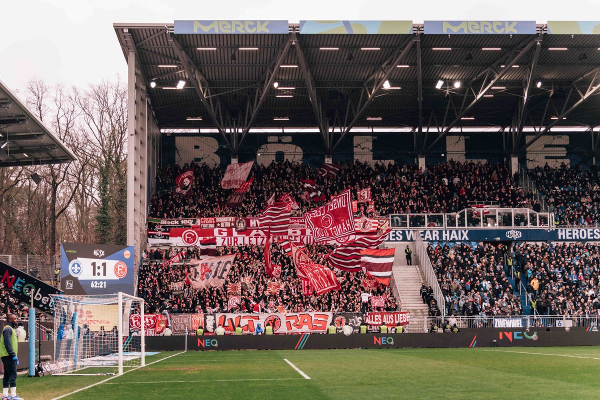 f95's tweet photo. DANKE für Euren Support 🙌
Kommt gut nach Hause, Fortunen 🙏

#f95 | 🔴⚪️ | #SVDF95 https://t.co/vVOUGIvvc7