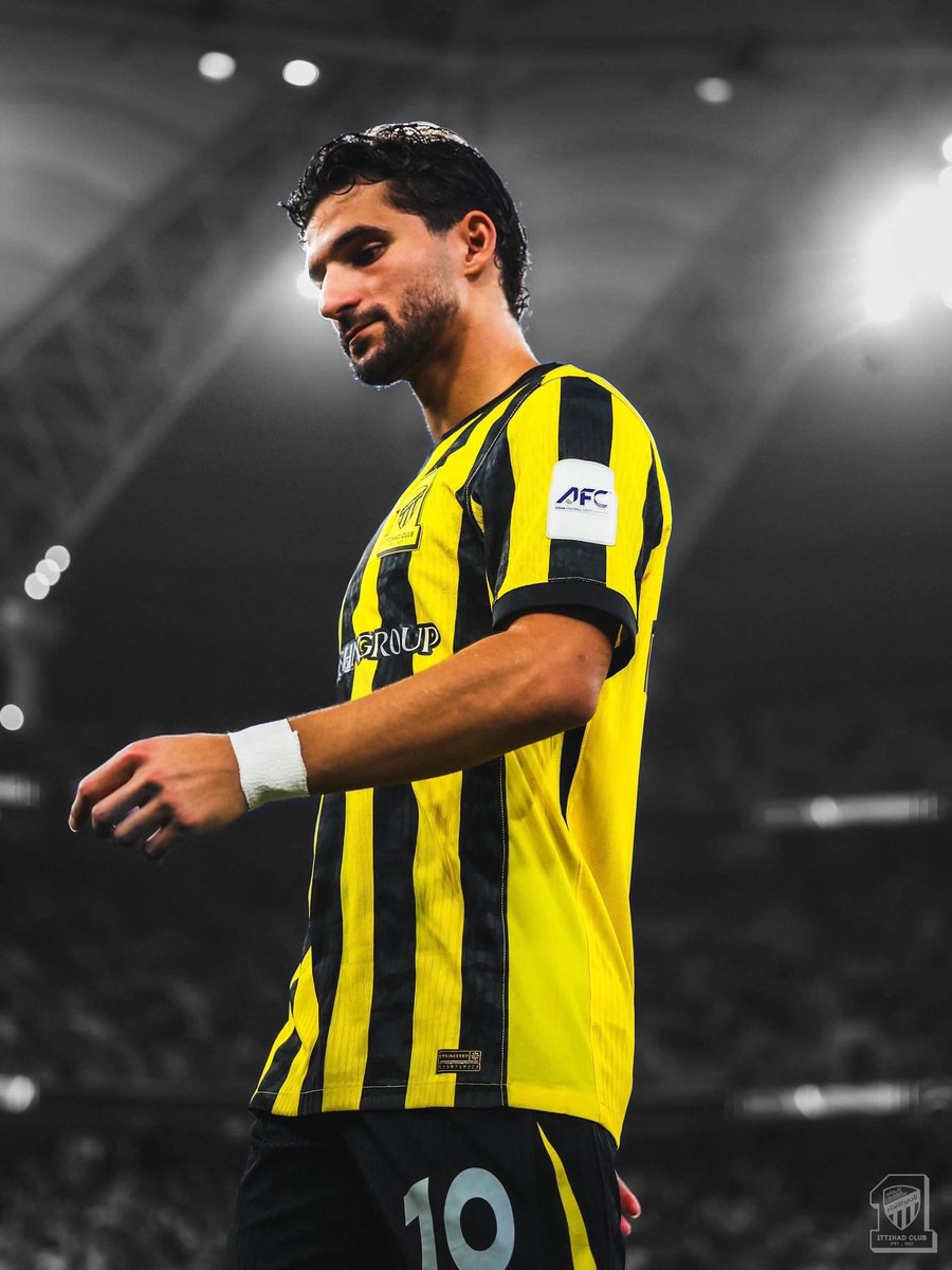 سقراط tweet media