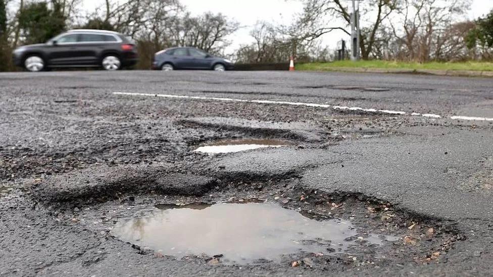 Harra__'s tweet photo. The Capital Wasteland has better roads than the UK, we're so screwed lol https://t.co/MsLHrXB9ik