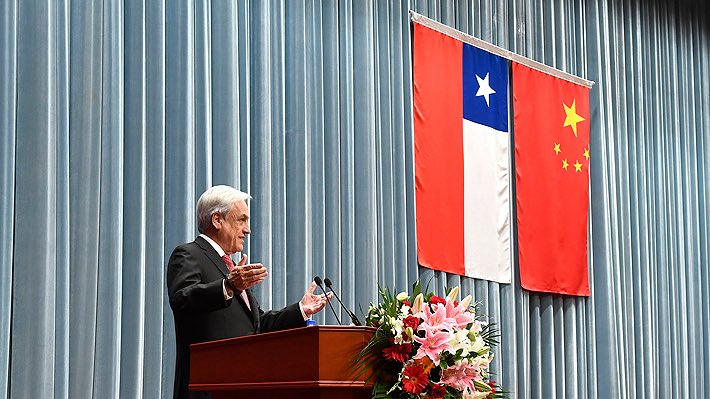 Me gustaría conocer la opinión de <a href="/aluksicc/">Andrónico Luksic C.</a> sobre sanciones de EEUU a funcionarios del Gobierno de Boric. Usted es testigo que EEUU el año 2019, advirtió a Chile sobre riesgos de Huawei, empresa sancionada por Espionaje y que usted veía con buenos ojos. No siempre se puede jugar