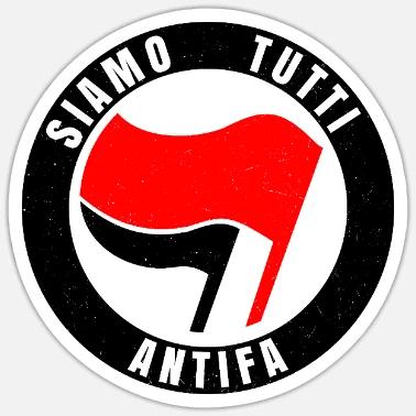 ✊