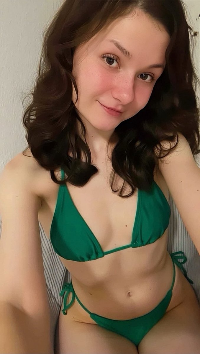 RottenxDaisy tweet media