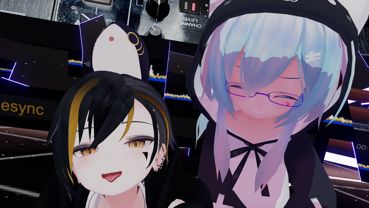 time_lapse_den's tweet photo. 昨夜の #VRCTLD ご来場ありがとうございました!
プレイ中のDJと直接お喋りできるのは、まさにVRならではの醍醐味ですね
次回は火曜日!また会場でお会いしましょう! https://t.co/tZMvcQIdBu