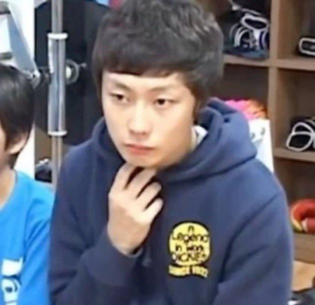 노재원 종나 귀여워서 그냥 새끼 고양이 가틈....

영원히 복복복을 하게됨!!!!!!!!!!!!