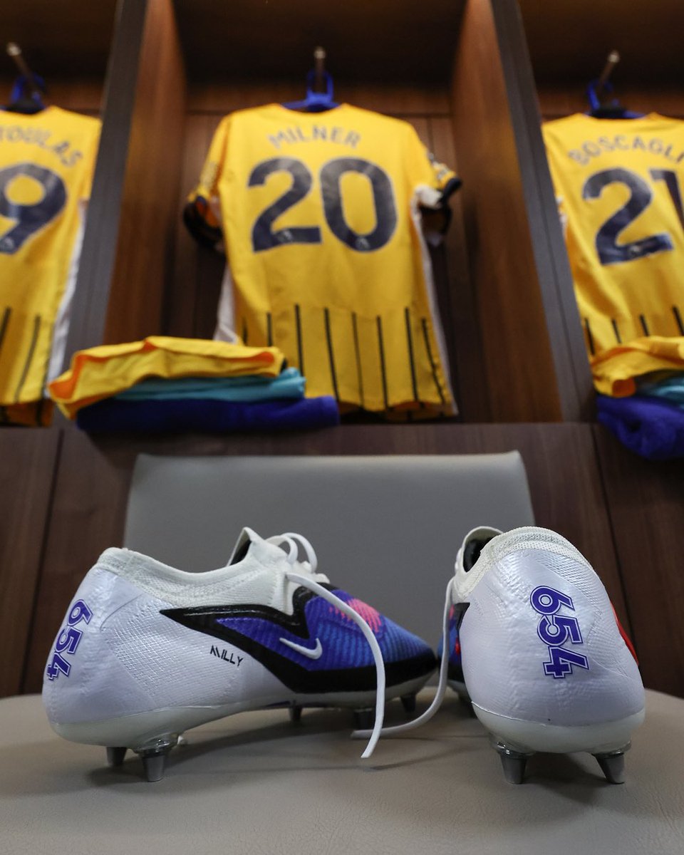 OfficialBHAFC's tweet image. What an achievement, @JamesMilner! 👏