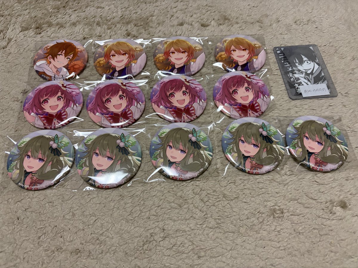 交換・譲渡 】プロセカ コネクトライ4th 缶バッジ 譲）ミク/KAITO/レン