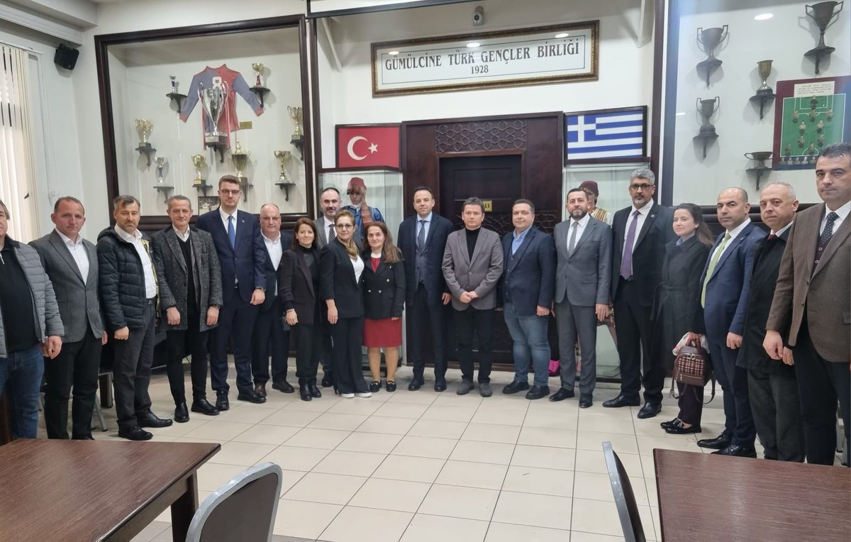 erkanecz's tweet photo. Gümülcine Türk Gençler Birliği Başkanı Sedat Hasan’ı ziyaret ettik. Batı Trakya’daki Türk gençlerinin eğitiminden sosyal yaşamına kadar pek çok önemli konuyu ve ihtiyaçlarını ele aldık. Misafirperverliği ve değerli paylaşımları için teşekkür ederim. https://t.co/zLgFgH3WBR