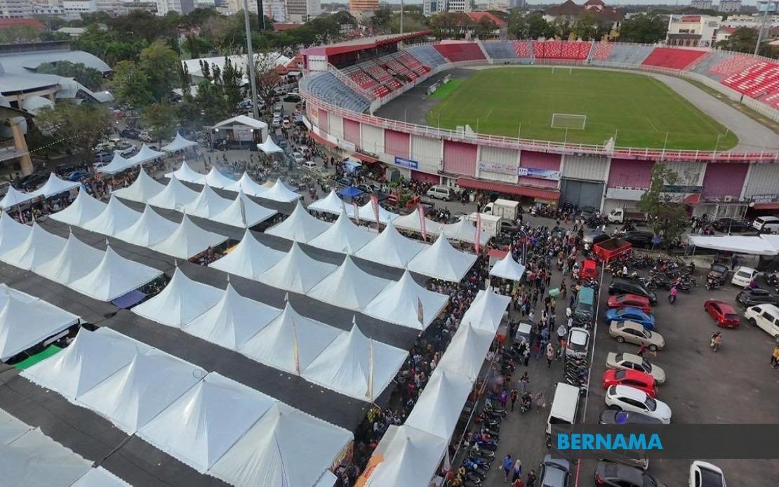 bernamadotcom's tweet photo. Tibi: SOP bazar Ramadan di Johor kekal, tiada syarat tambahan
https://t.co/djcxlh9ZRY
#BernamaNews #tibi https://t.co/0sUDOBNvHT