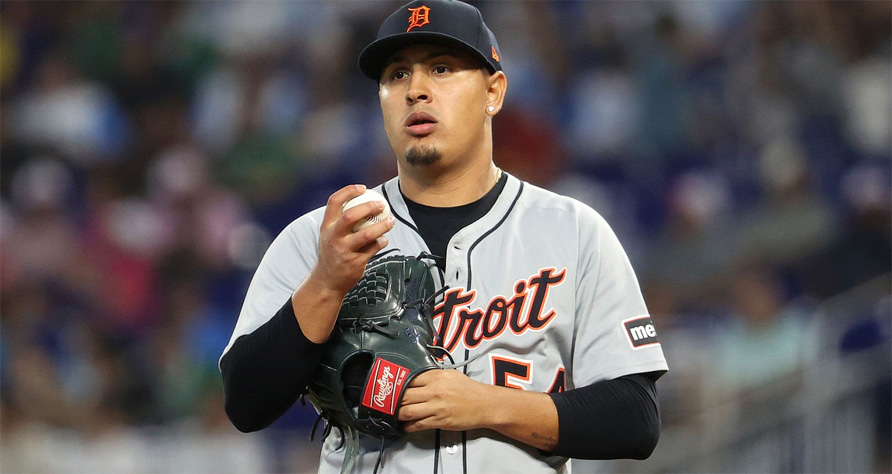 TellUsUSA's tweet photo. The Tigers kick off spring ball in Tampa vs. the Yankees as Keider Montero gets first nod of 2026. Fresh off back‑to‑back postseason runs, Det rolls into Grapefruit League play looking sharp. More on https://t.co/wti7yp3tSY #Tigers #DetroitTigers #SpringTraining #SpringBaseball https://t.co/05Hd4CPDyL