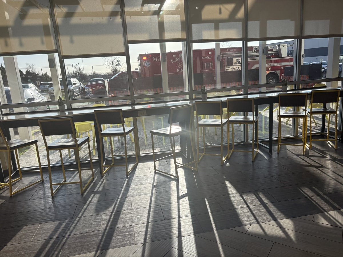 Brad LaPlante 🐻 🦁 tweet media