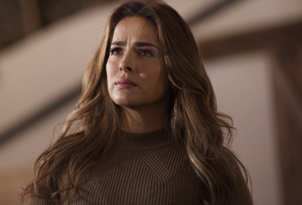 PasdeGavilanes's tweet photo. #PasiónDeGavilanes2 #PDG38 Rosario desvela ante todos que la joven con la que se está viendo Juan David es Muriel. https://t.co/Cp76vkP0cw