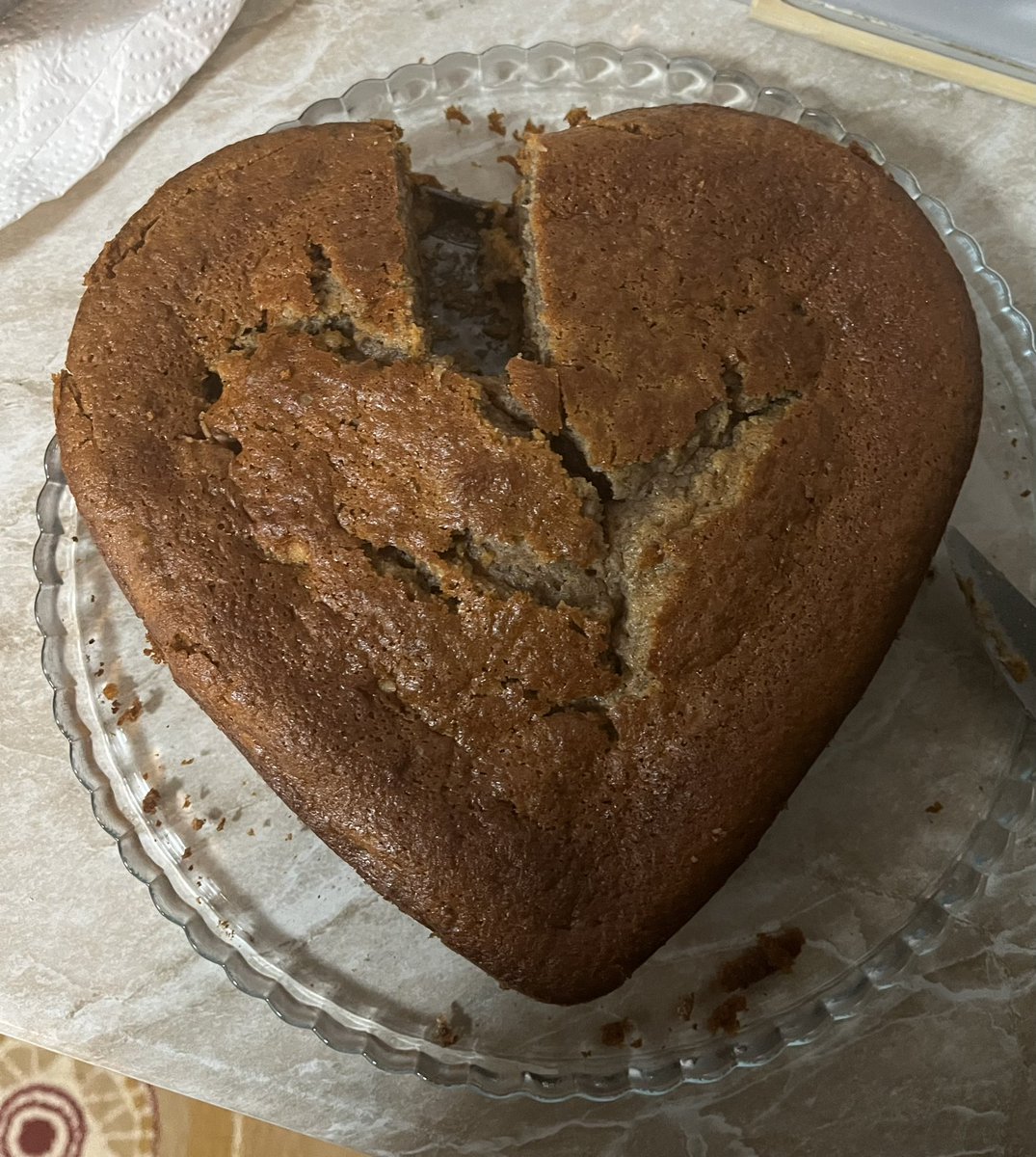 throughthervs's tweet image. annem kalbimi parcaladi