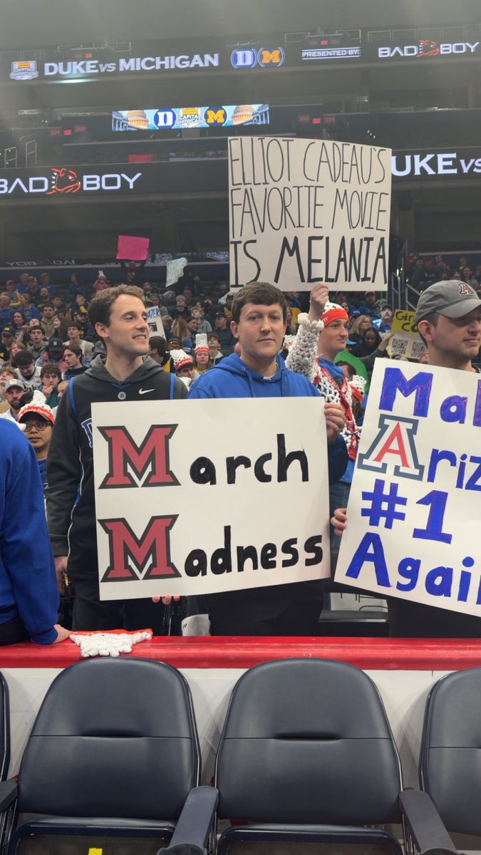 RLastellaReport's tweet image. Best sign of the day? 

This Miami Ohio alumni making sure Redhawks are represented on Gameday.  

#MidMajorsMatter