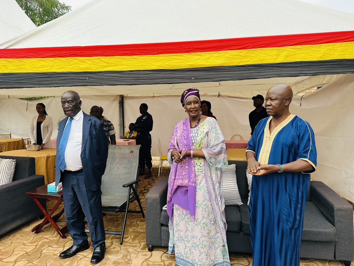 Amelia Kyambadde tweet media