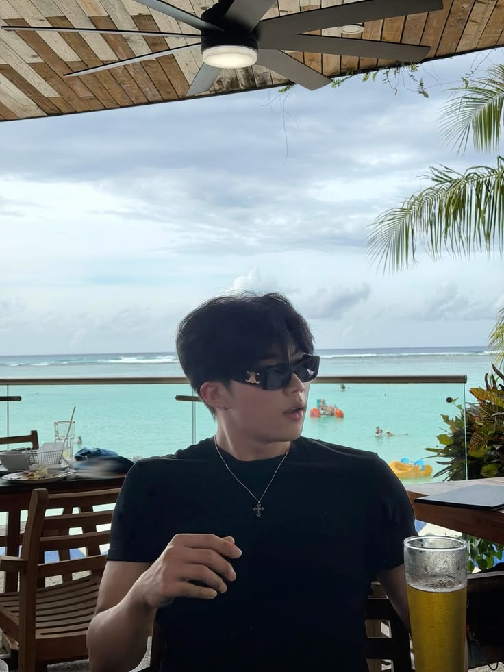 CHRISTINE V. HANFORD. tweet media