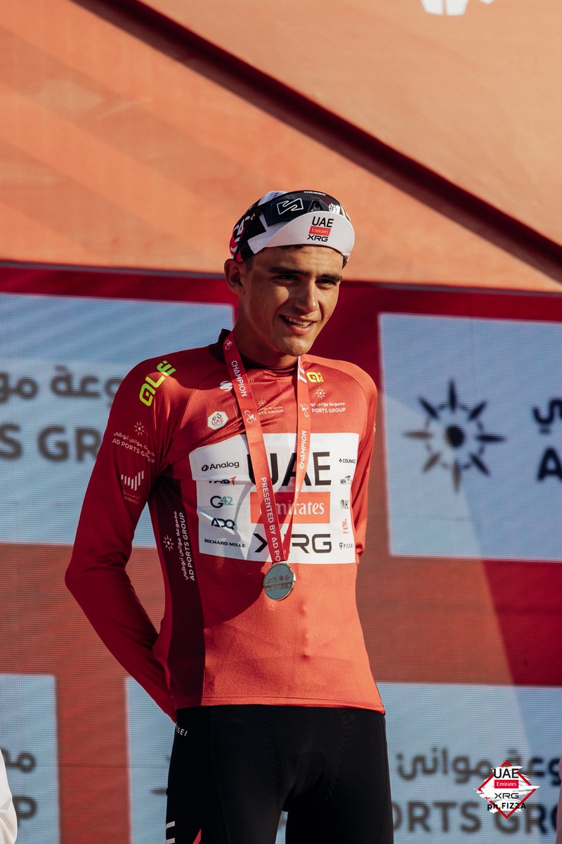 TeamEmiratesUAE's tweet photo. Back in the red jersey at the @uae_tour 🔴

💪🏻 We’ve still got a job to do! 

#WeAreUAE | #UAETour https://t.co/MNCwqD9mkx
