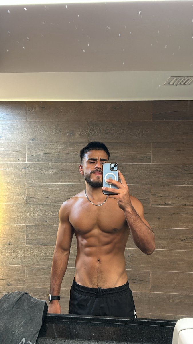 Ron tweet media