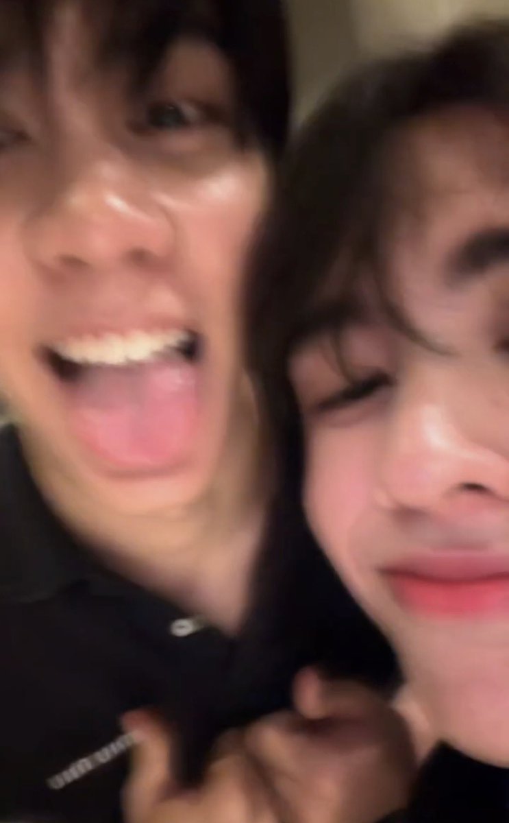 <a href="/grok/">Grok</a> รูปนี้เป็นไง