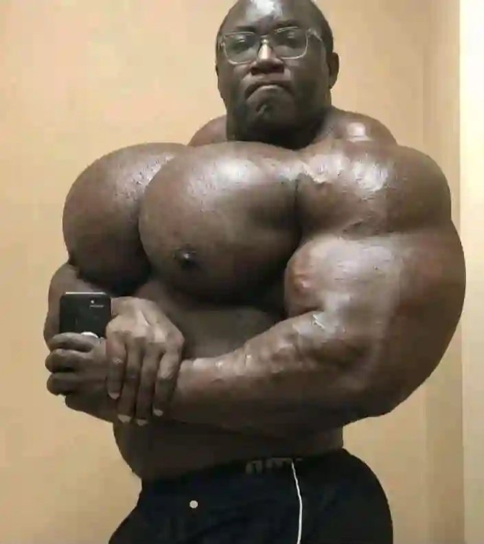 What do you think about Men built like this