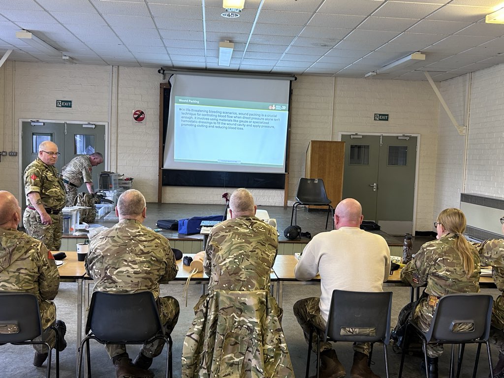 VixsterG's tweet image. Adult development training weekend, supporting as a First Aid Instructor, teaching skills for life is always worthwhile! #FirstAid #AdultCPD #TeamSkills @DavidNACF @NACF_WALL @comdtnacf @NACF_CCEO @ColCadetsArmy