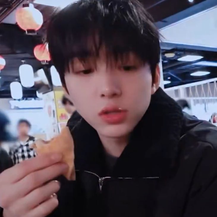 햄둥.. tweet media