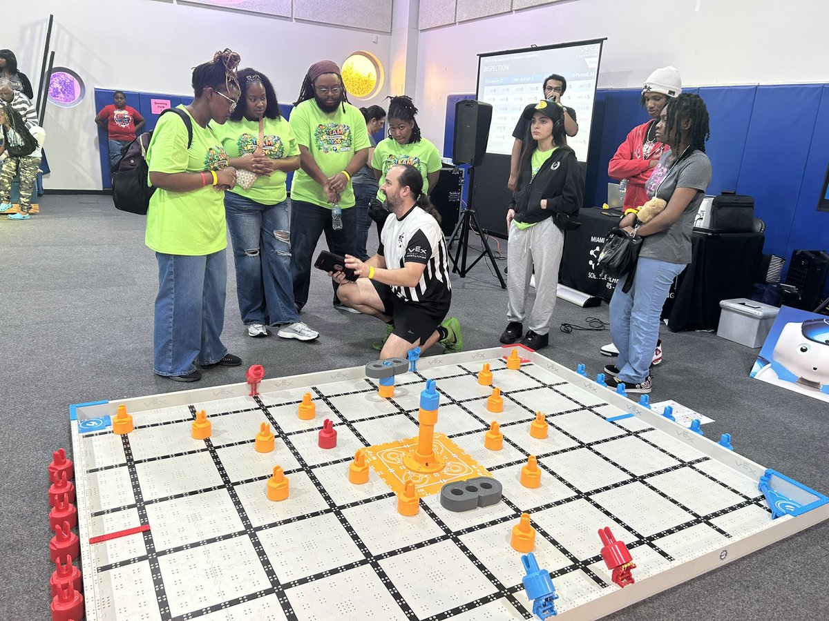 M-DCPS STEAM tweet media