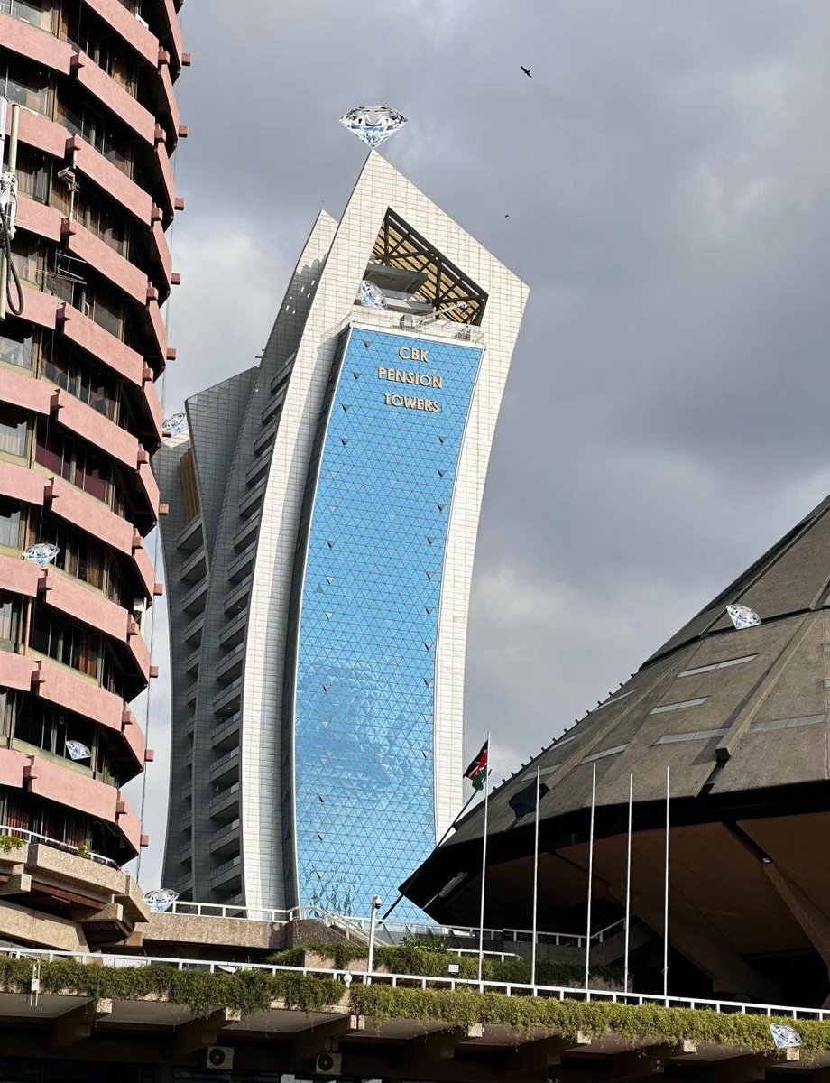 wfca_global's tweet image. 👀 Diamond Hunt Challenge 💎

🇰🇪 Diamonds hiding in Kenya 😏

Zoom in 🔍
Count carefully 👀

How many did you spot?
Drop your number below 👇
#WFF #Diamond