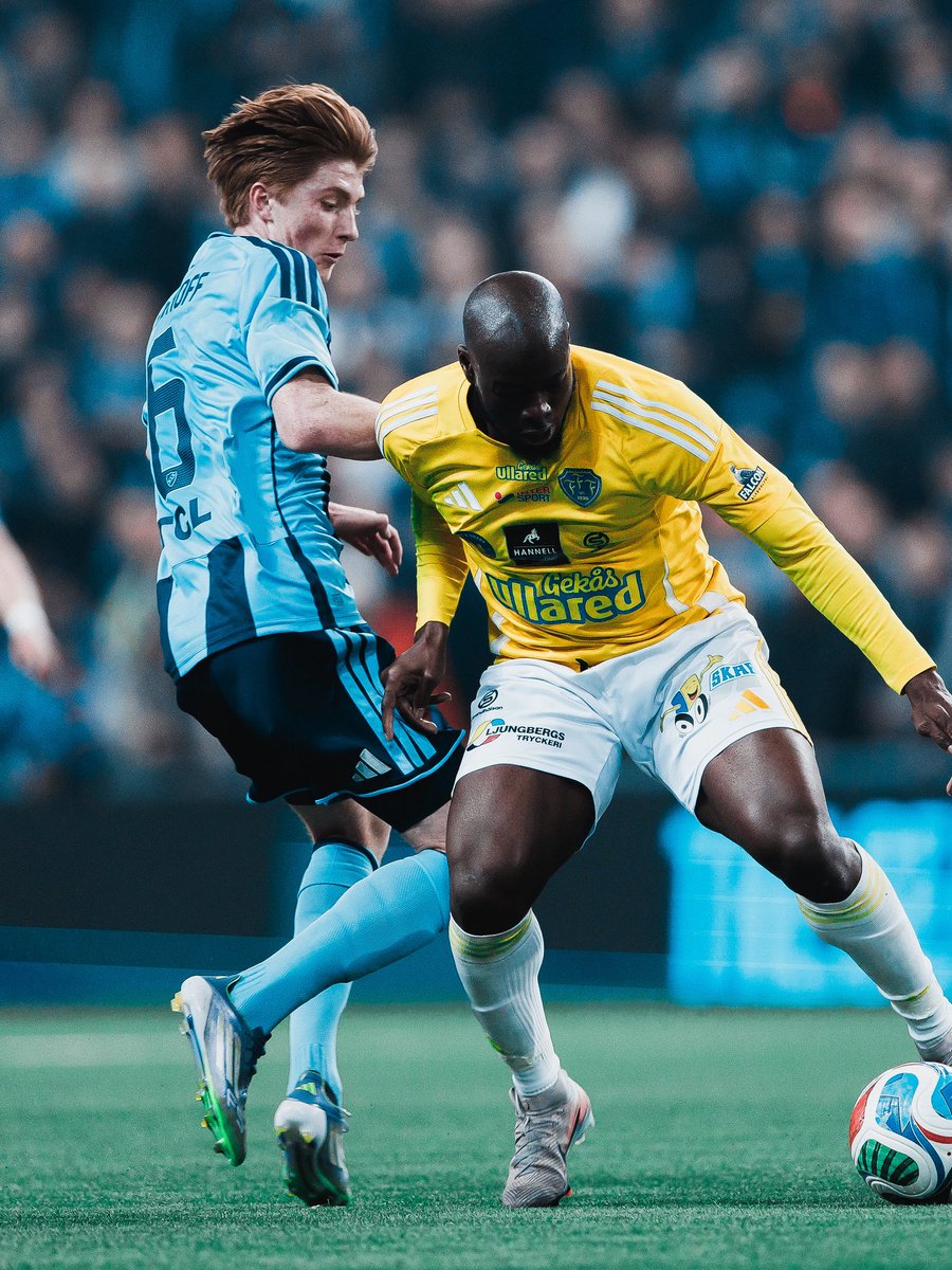 DIF_Fotboll's tweet image. ⏸️ Inga mål i den första halvleken – vi laddar om inför andra!

#DIF | 0-0 | #FFF