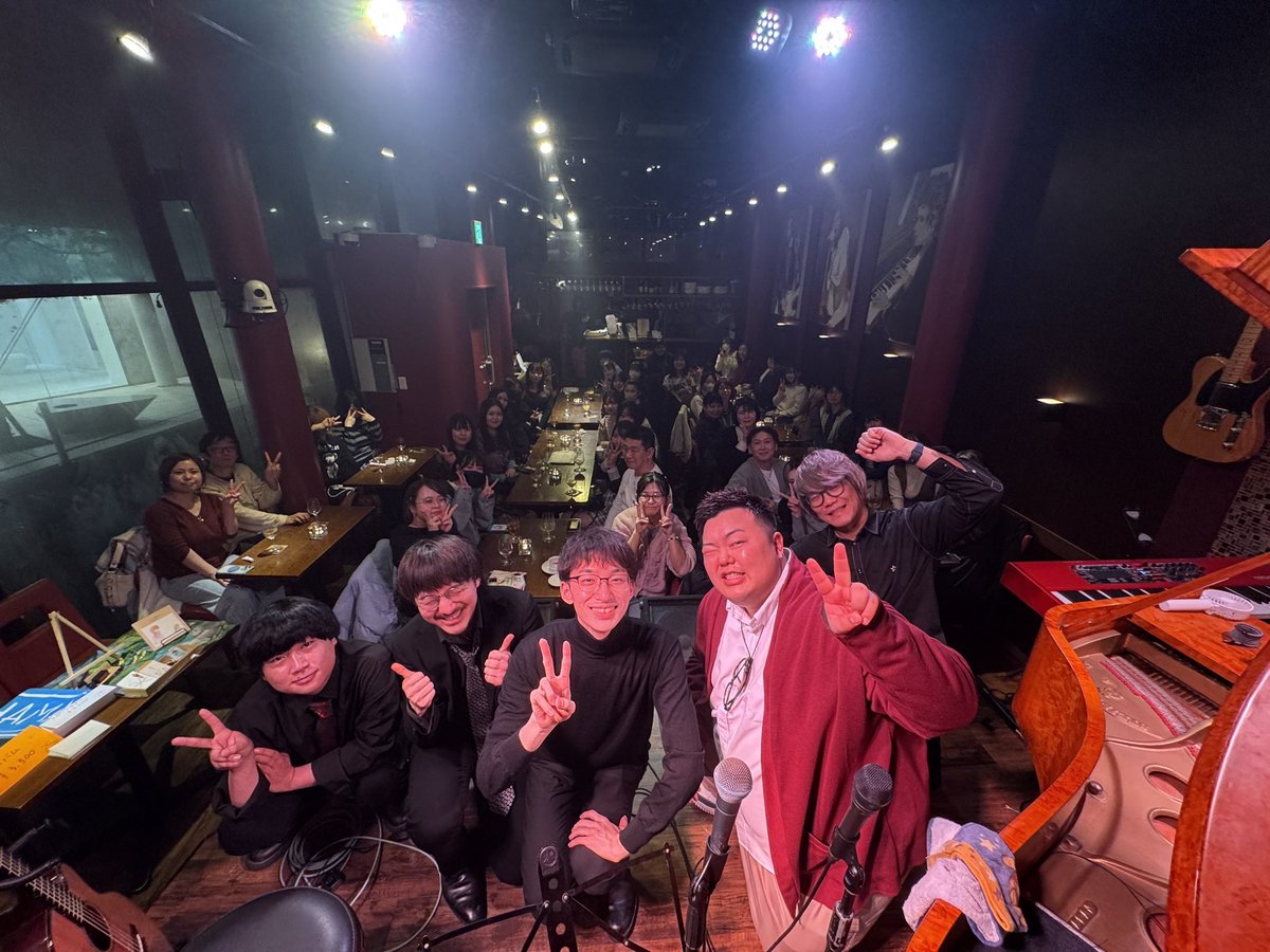 asahi_rop's tweet image. 遠藤祐介×はまたく Presents【2 of Us】Birthday SP　at GRAPES北参道

ドラムサポートで参加させていただきました！

ツーマンで二人のボーカリストをサポートさせていただきました。

楽しかったです！またお会いしましょう👍

#遠藤祐介 さん
#はまたく さん
#2ofUs