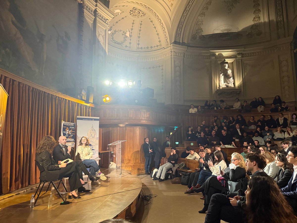 En Sorbonne pour représenter <a href="/datirachida/">Rachida Dati ن</a> au grand oral des municipales à Paris.

330 000 jeunes de 16 à 25 ans vivent dans notre ville.
Leurs besoins seront nos priorités : emploi, sécurité des jeunes femmes, accès à un logement digne, protection de la santé mentale.

Merci aux