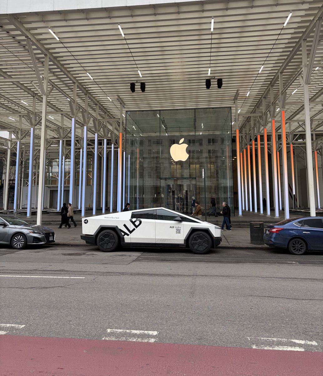 Alex Mamy tweet media