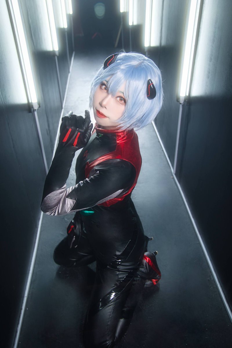 コスプレ エヴァンゲリオン
アヤナミレイ(仮称)

エヴァフェス盛り上がってて楽しい✨✨✨😆
前に撮ったアヤナミ！

📷️:<a href="/K3_eos/">K</a>
#EVANGELION