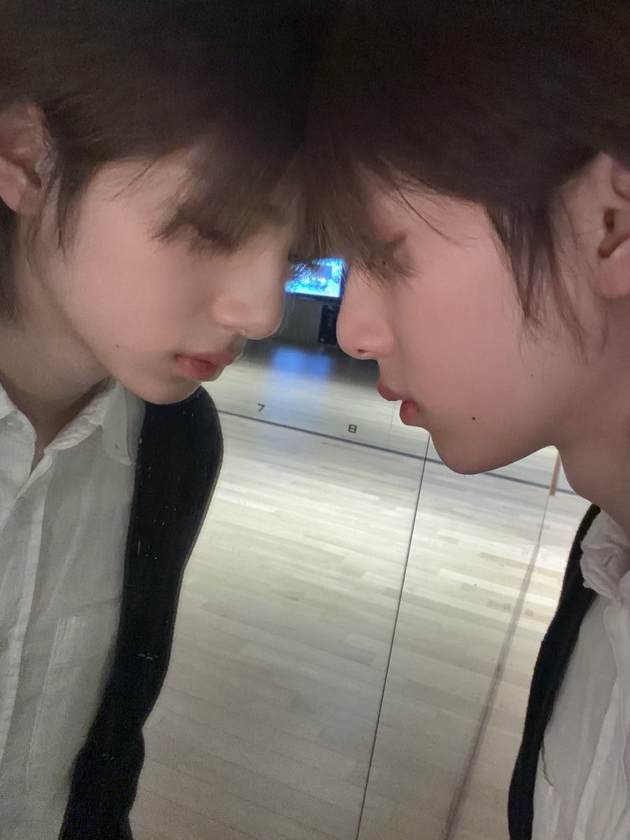 jjuhoouism's tweet image. yailah minta bgt digodain sampe nangis, minta banget dicubitin pipinya dah kira kira ada yang marah gak ya?