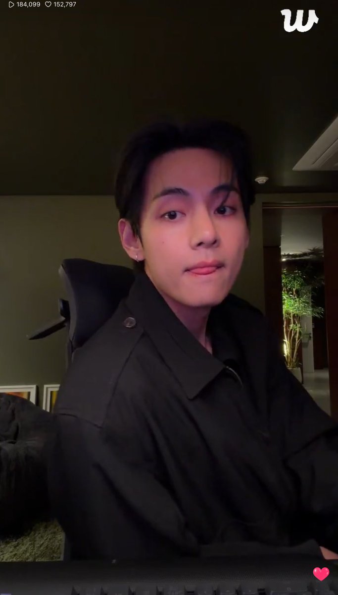 🔴 260221 <a href="/BTS_twt/">방탄소년단</a> #V Weverse LIVE

🔗 weverse.io/bts/live/0-170…

#BTS #방탄소년단