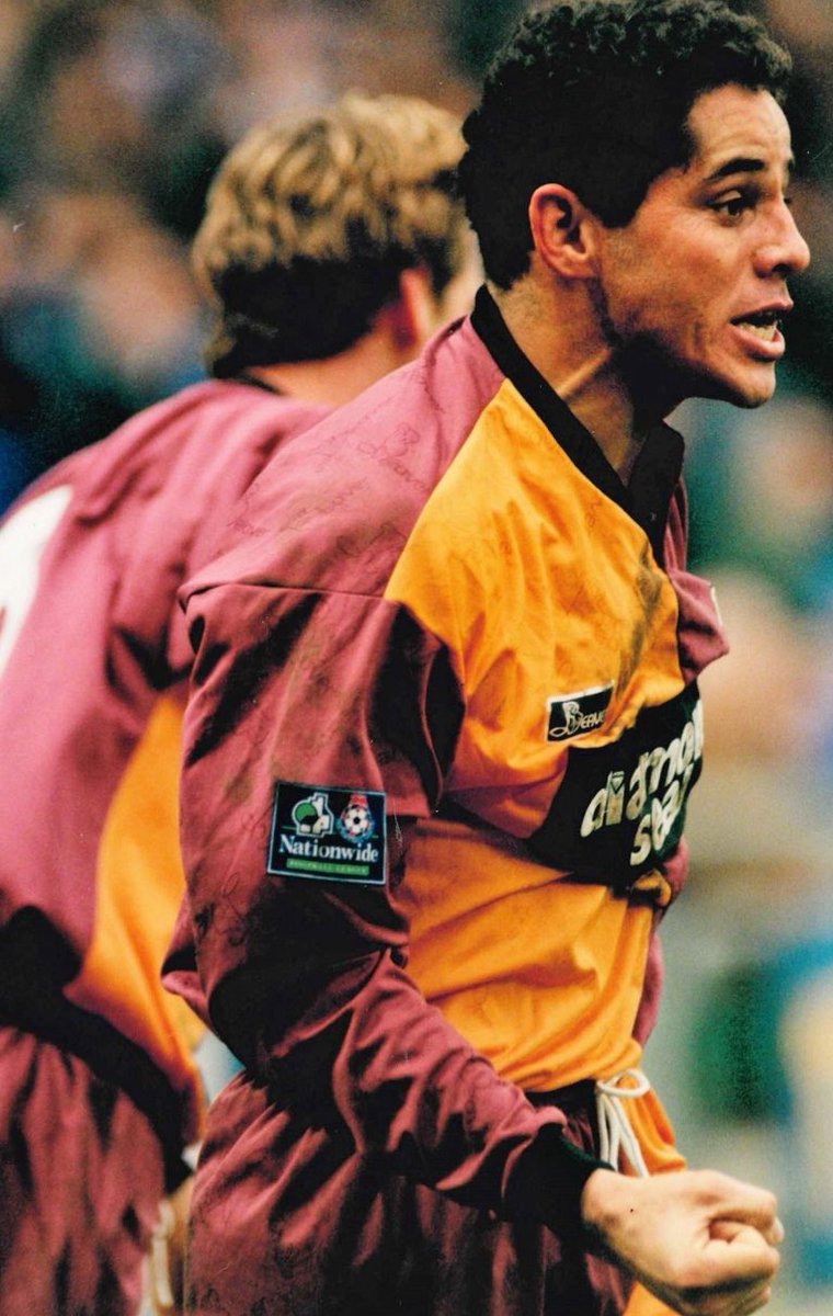 JamesMason_78's tweet photo. Happy Birthday Edon Amaral Neto!
#Edinho #BCAFC https://t.co/wUoDFmLOgP
