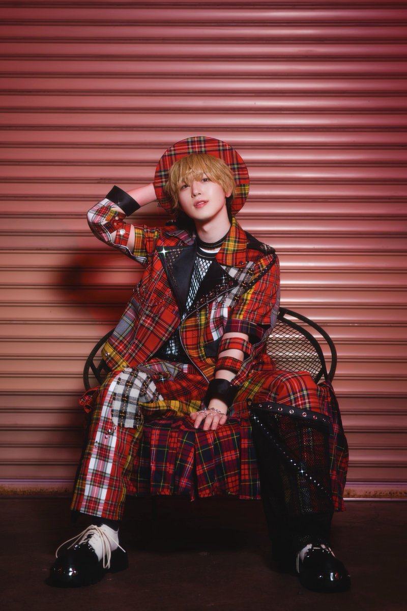 今日、誕生日ー！🎂❤️ また大好きなみんなと迎えられて幸せだよ