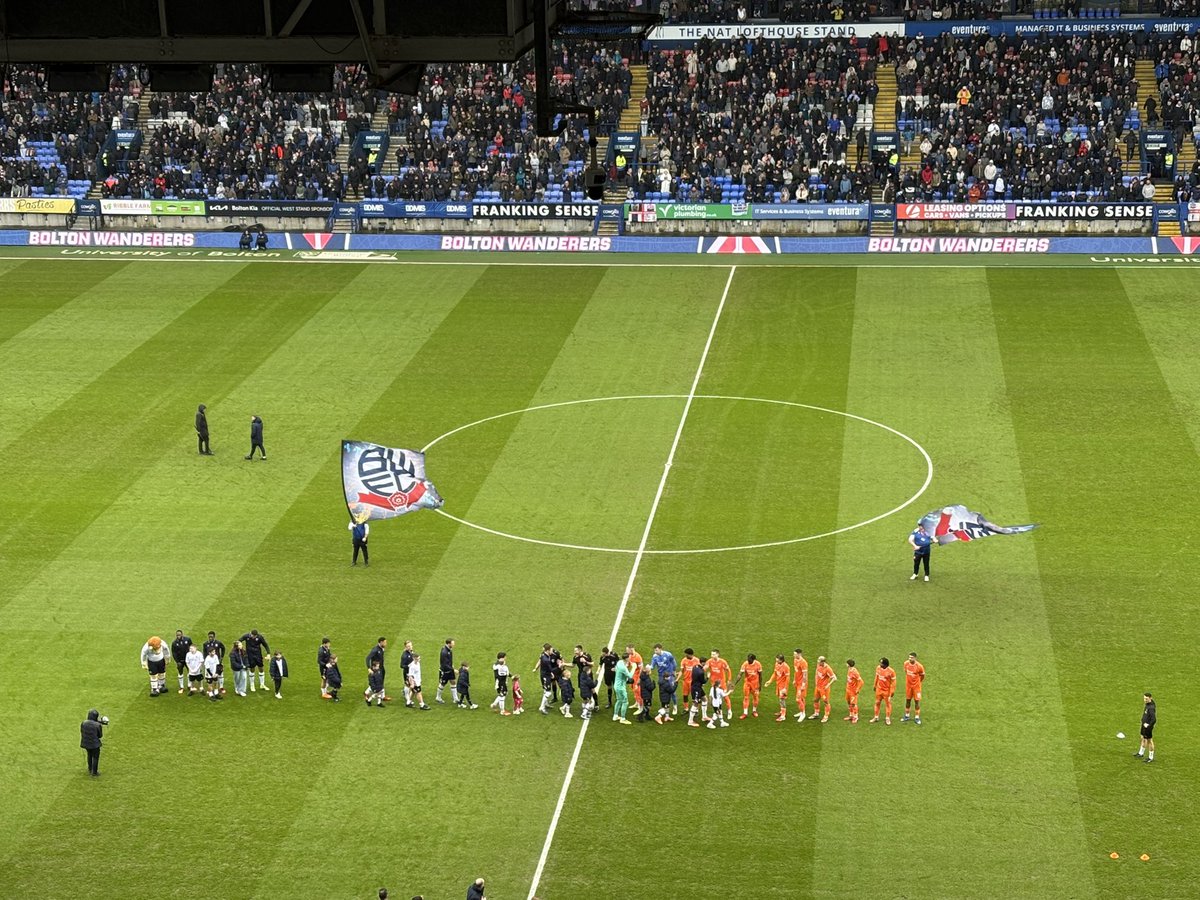 AndyBayes's tweet image. Here they come! #bwfc v #blackpool @BBCLancsSport #utmp

Get in touch with your thoughts