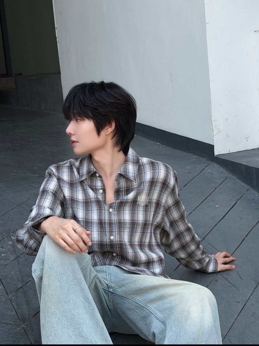 knparmygirlie's tweet image. RT @knpingholic: My beautiful  handsome babyy camee
I missed youuu😭😭😭