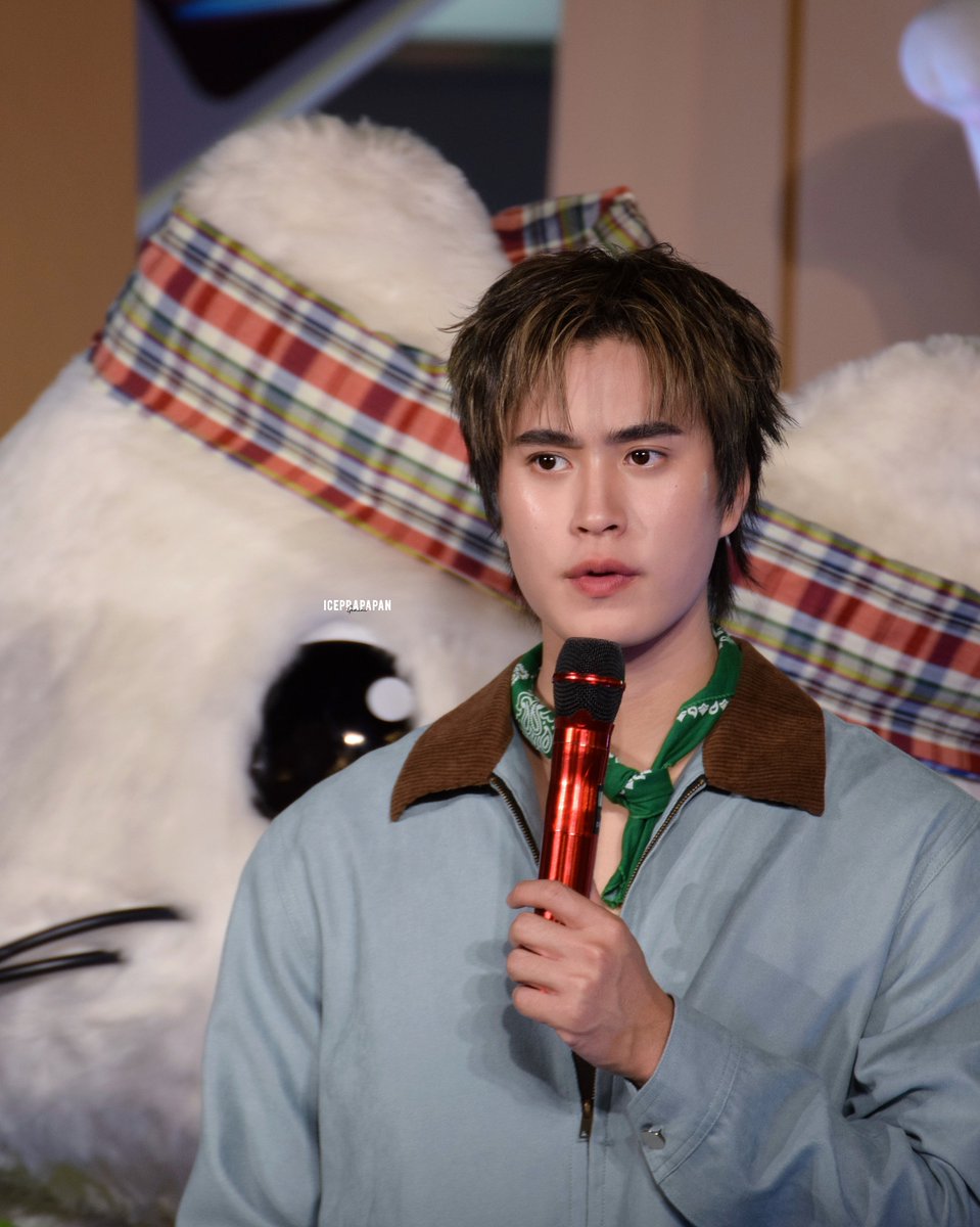 ขมวดคิ้วทั้งงาน หล่อทั้งงาน บ้าจริงงง

OISHICLUB ON TOUR X GEMINIFOURTH
#OishiClubxGeminiFourth
#Gemini_NT #เจมีไนน์