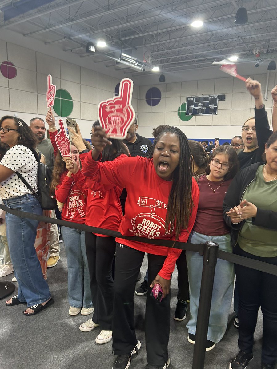 M-DCPS STEAM tweet media