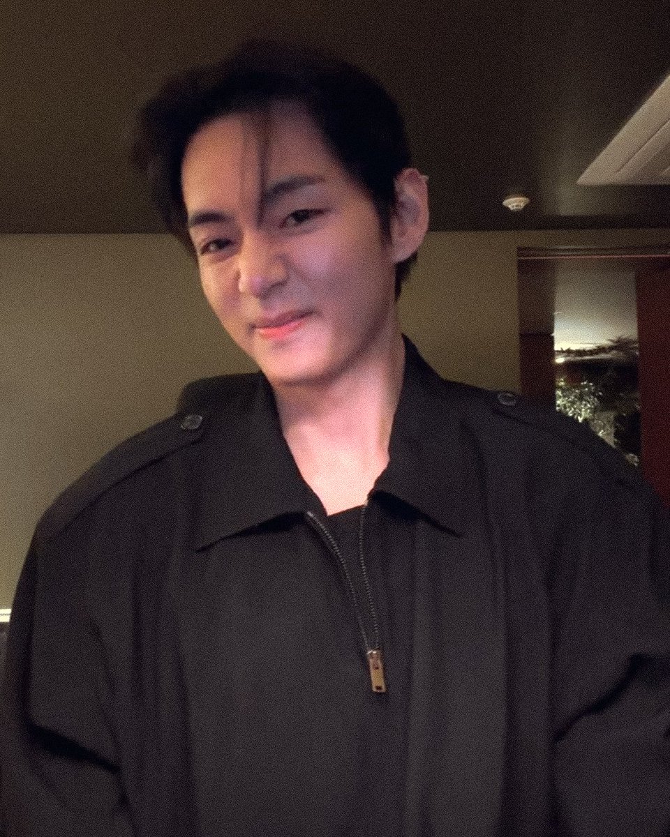 ⋆ ˚ (@purplewithtae_) on Twitter photo 